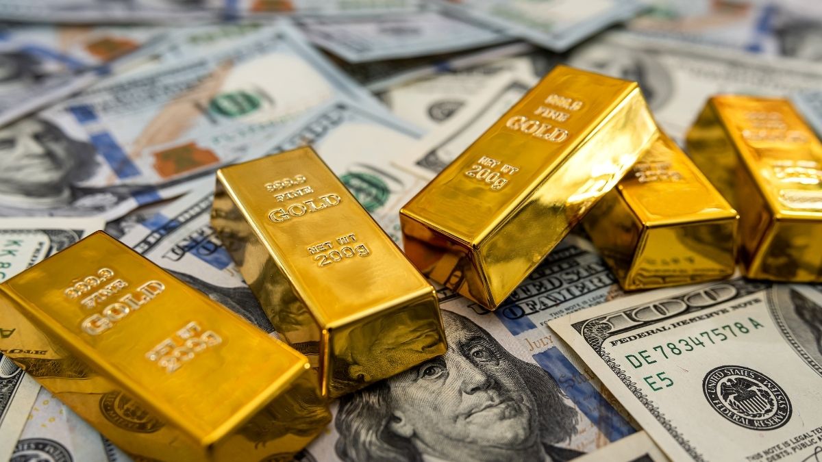 Dolar zayıfladı, altın yükseldi